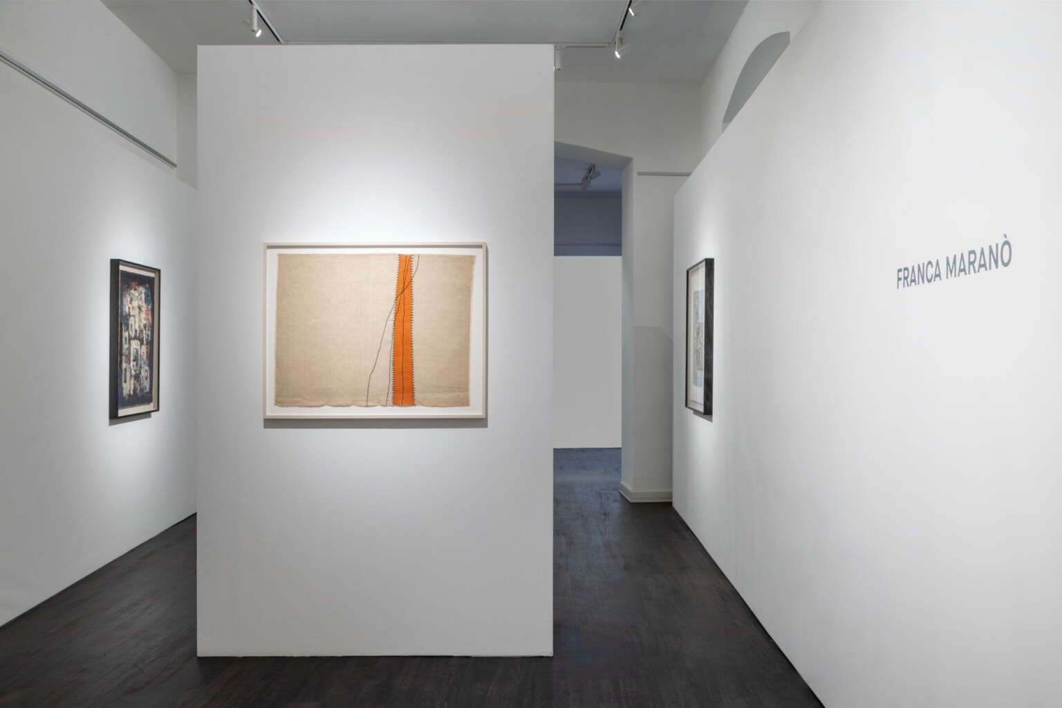 Franca Maranò, installation view, Galleria Gracis, 2024, Milano - Courtesy Galleria Gracis, photo credit Fabio Mantegna