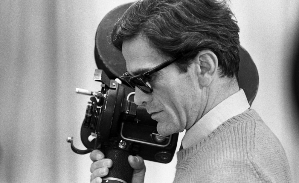 Angelo Novi, Pier Paolo Pasolini sur le tournage de Théorème, 1968, Cineteca di Bologna / Fondo Angelo Novi - Courtesy Nouveau Musée National de Monaco