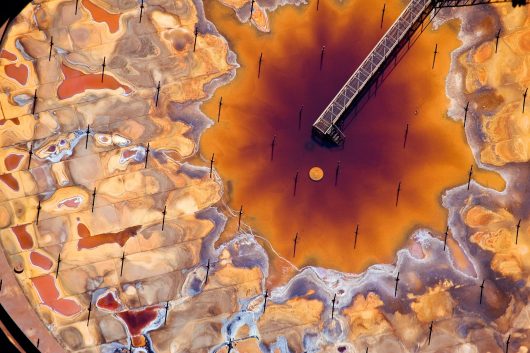 Henry Fair, Top Of Oil Tank At Tar Sands Refinery, 2009 Fine art print on Aludibond 70 x 105 cm Courtesy ARTCO Gallery, Berlin